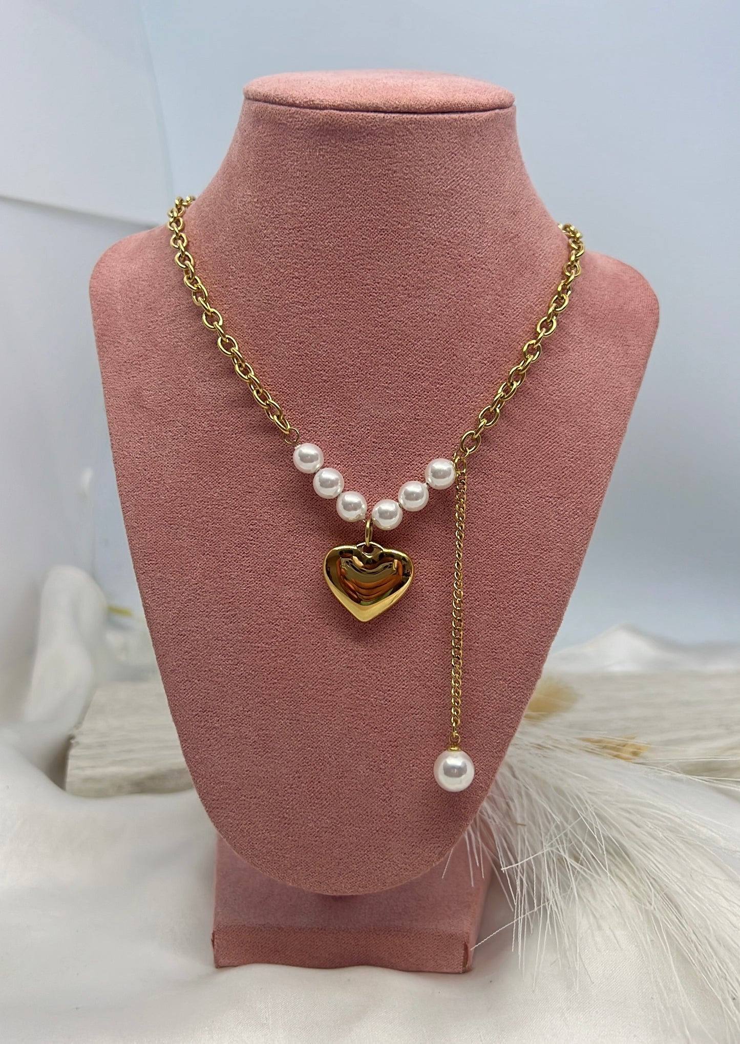 COLLIER MYA